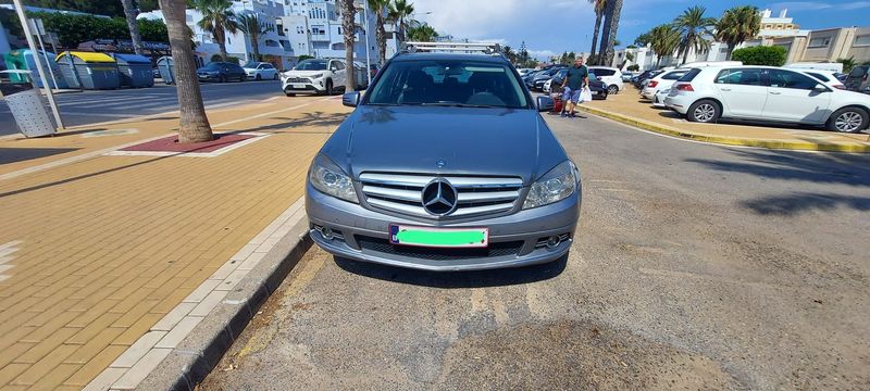 Mercedes-Benz C-Class • 2009 • 169,800 km 6