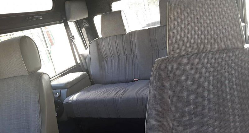 Land Rover Defender • 1993 • 200,000 km 2