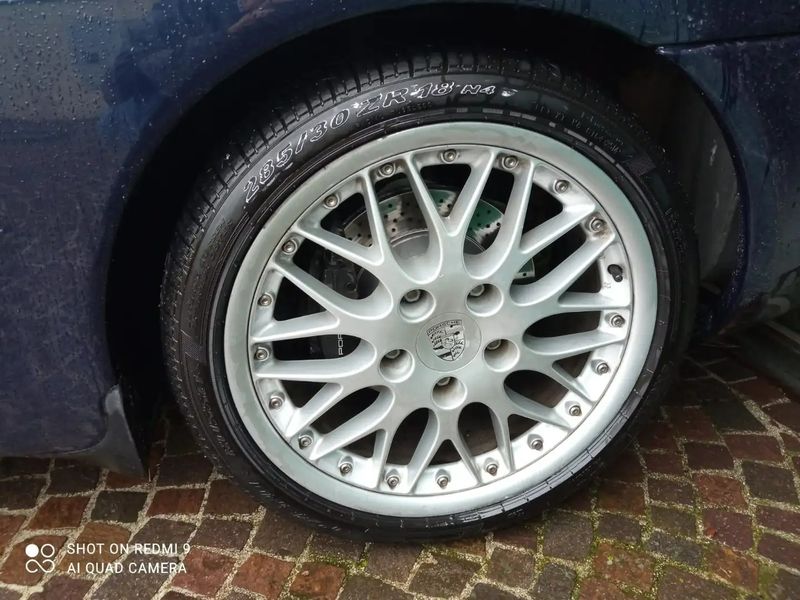 Porsche 911 • 1999 • 124,000 km 7