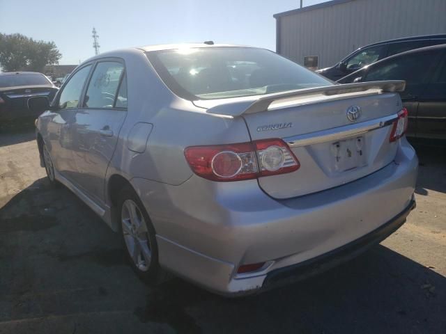 Toyota Corolla • 2011 • 33 km 4