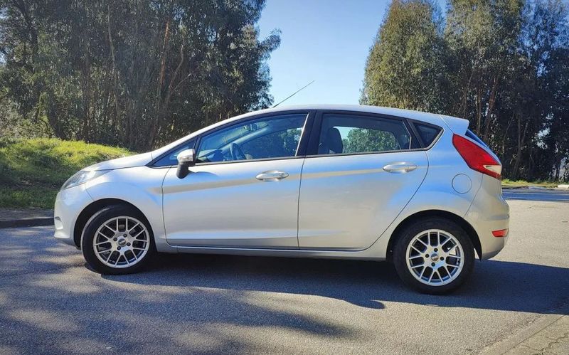Ford Fiesta • 2009 • 130,000 km 1