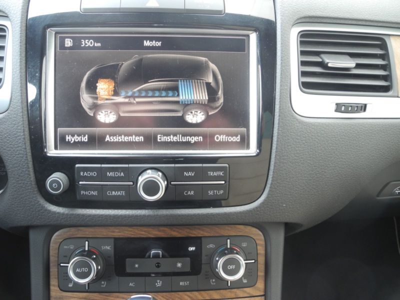 Volkswagen Touareg • 2012 • 119,996 km 19