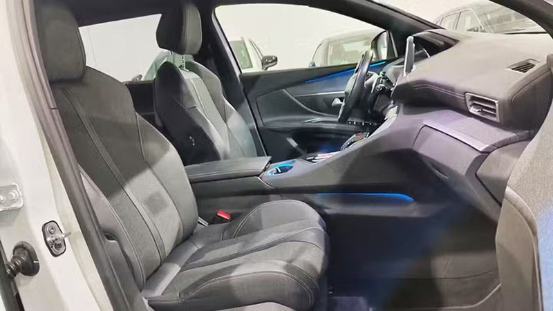 Peugeot 5008 • 2018 • 55,398 km 24