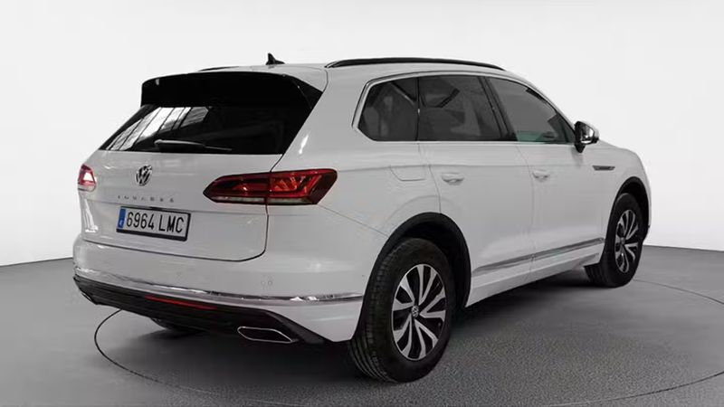 Volkswagen Touareg • 2021 • 79,799 km 4