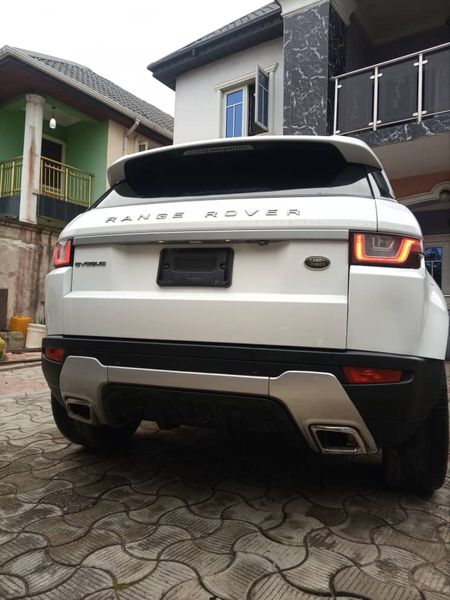 Land Rover Range Rover Evoque • 2013 • 43 km 3