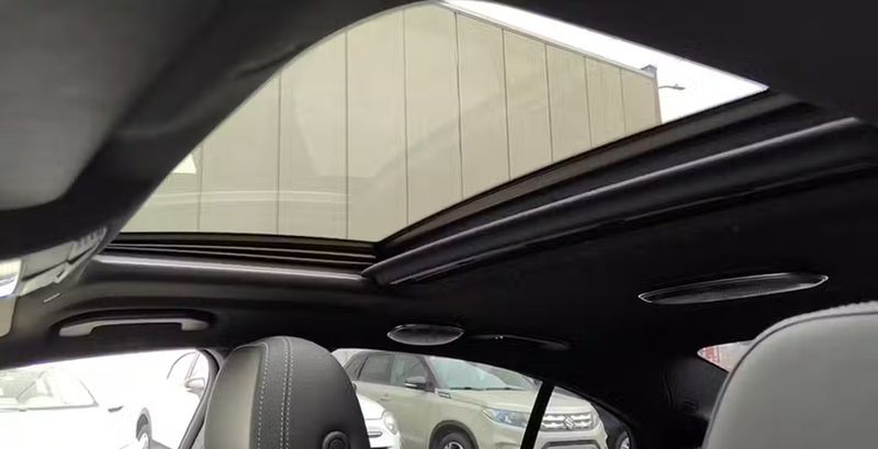 Mercedes-Benz CLS-Class • 2019 • 70,651 km 3