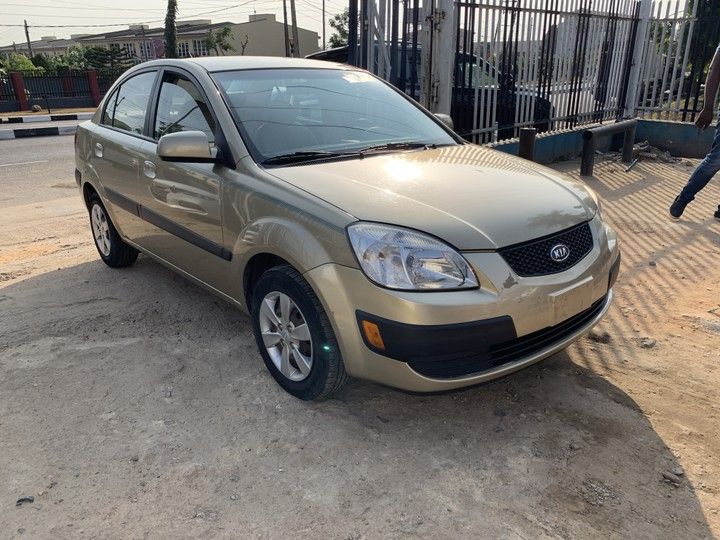 Kia Rio • 2008 • 34 km 1