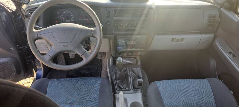Mitsubishi Pajero Sport • 2000 • 193,000 km 4
