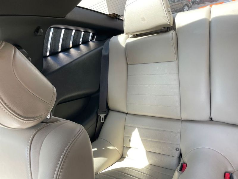 Ford Mustang • 2014 • 60,000 km 5