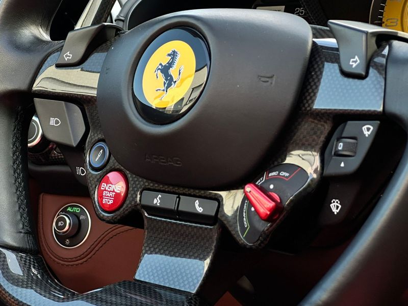 Ferrari Portofino • 2019 • 94,000 km 9