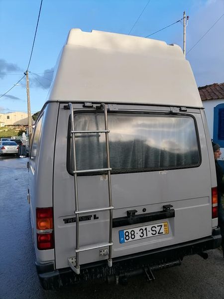 Ford Transit Bus • 2000 • 102,000 km 2