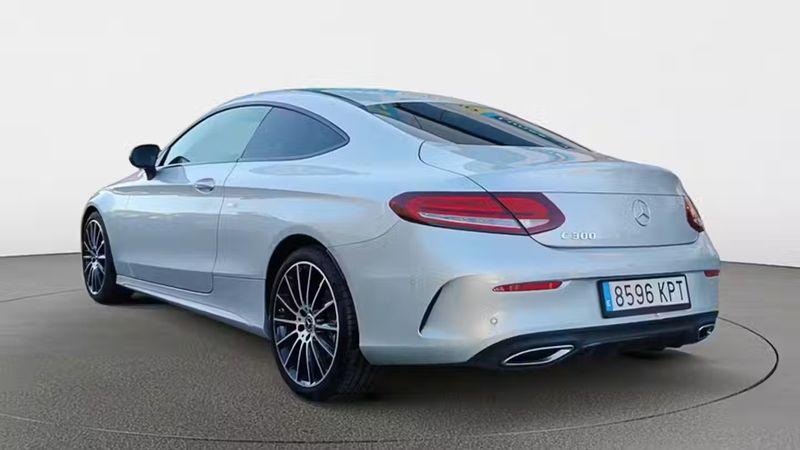 Mercedes-Benz C-Class • 2018 • 62,500 km 4