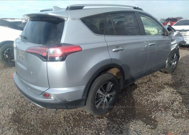 Toyota RAV4 • 2018 • 17,211 km 3
