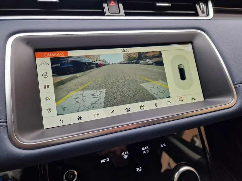 Land Rover Range Rover Evoque • 2019 • 122,000 km 5