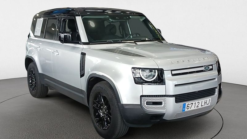 Land Rover Defender • 2020 • 20,000 km 3