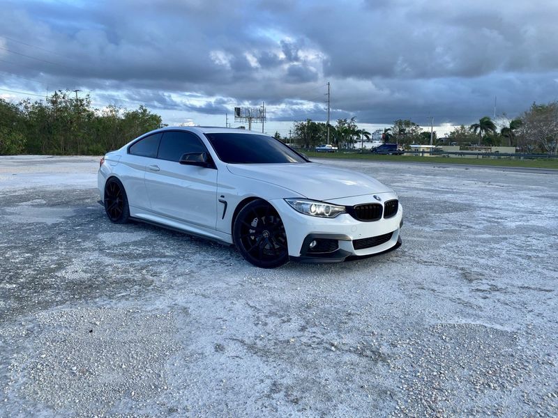 BMW M4 • 2014 • 30,000 km 13