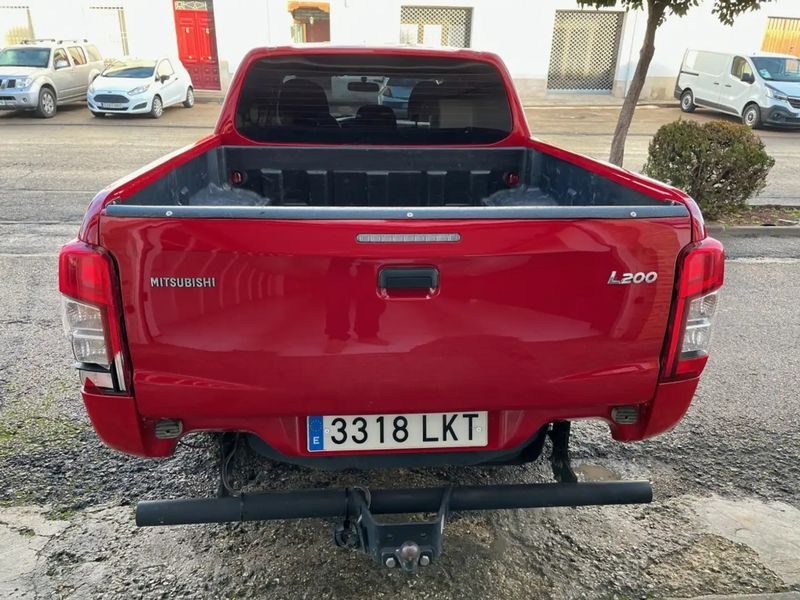 Mitsubishi L200 Pick up • 2020 • 150,711 km 5