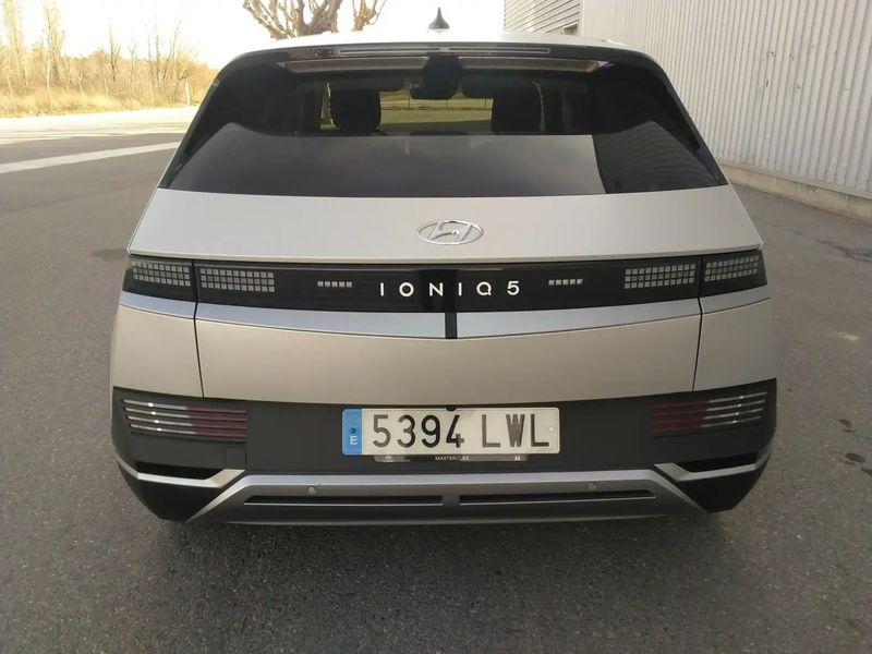 Hyundai Ioniq Electric • 2022 • 19,000 km 3