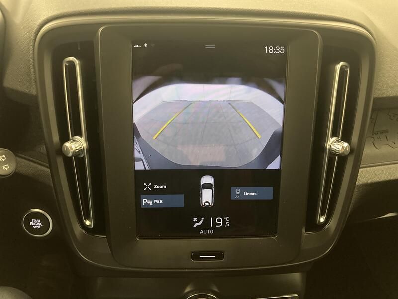 Volvo XC40 • 2024 • 32,805 km 15