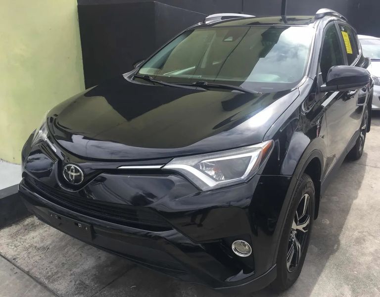 Toyota RAV4 • 2015 • 56 km 1