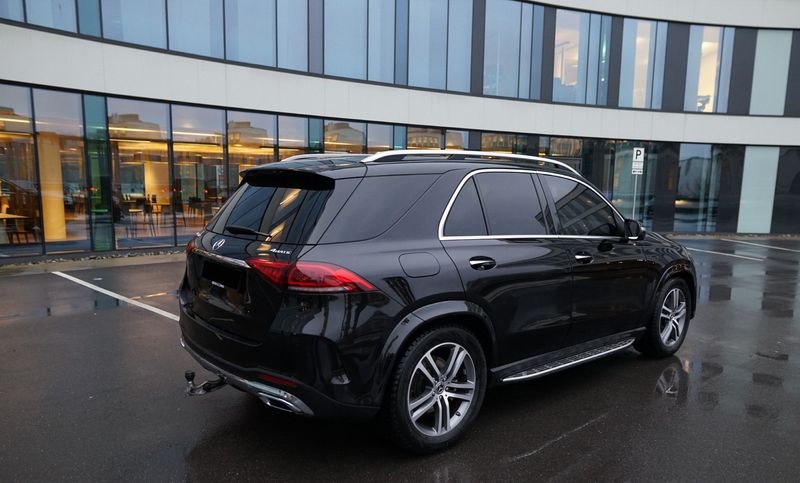 Mercedes-Benz GLE-Class • 2019 • 81,000 km 10