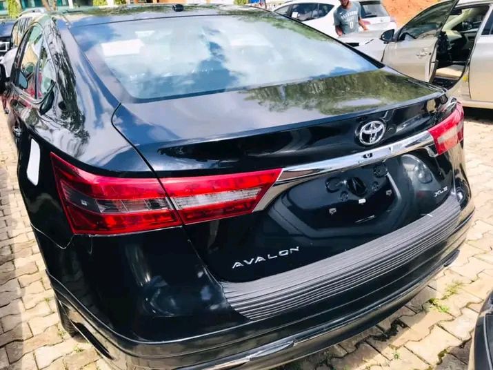 Toyota Avalon • 2021 • 50,000 km 3