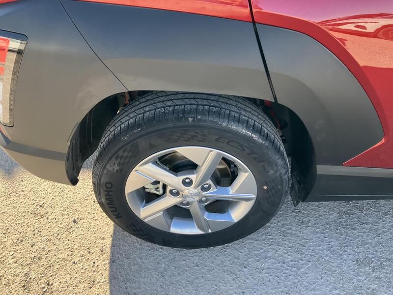 Hyundai Kona • 2023 • 9,281 km 12