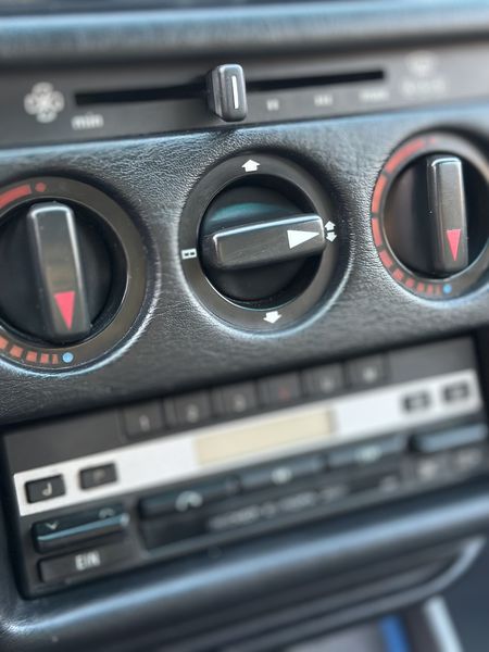 Mercedes-Benz 190 D • 1989 • 141,000 km 18