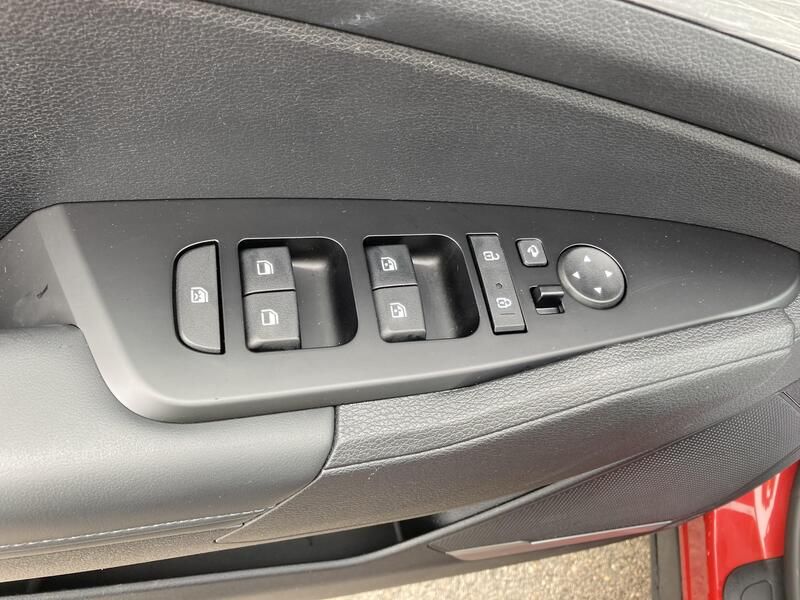 Kia Sportage • 2023 • 16,359 km 23