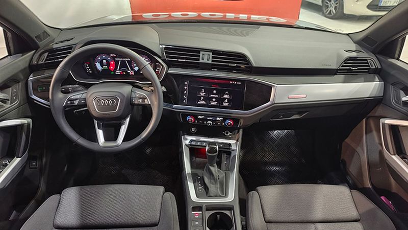 Audi Q3 • 2020 • 1,980 km 3