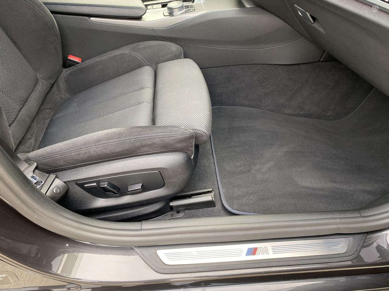 BMW 5 Series • 2017 • 139,000 km 3