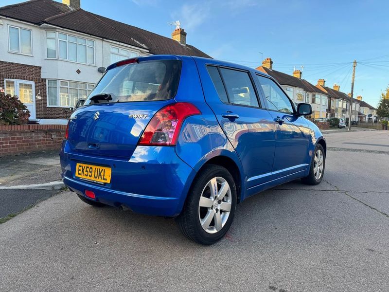 Suzuki Swift • 2009 • 73,000 km 9
