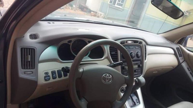 Toyota Highlander • 2007 • 90,000 km 3