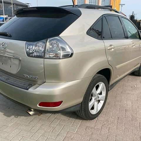 Lexus RX • 2010 • 54,887 km 1