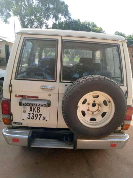 Toyota Land Cruiser • 2007 • 206,827 km 9