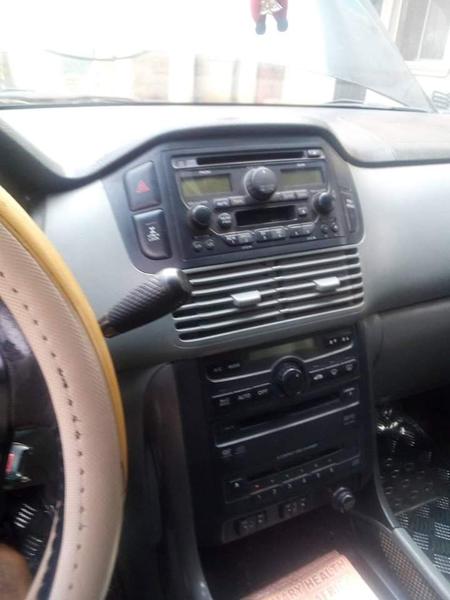 Honda Pilot • 2004 • 12,000 km 3