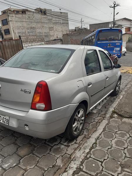 Renault Logan • 2008 • 183 km 3