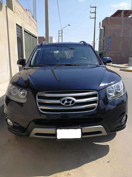 Hyundai Santa Fe • 2012 • 88,000 km 3