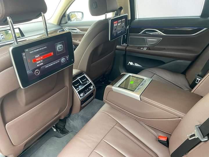 BMW Rad 7 • 2018 • 12,000 km 1