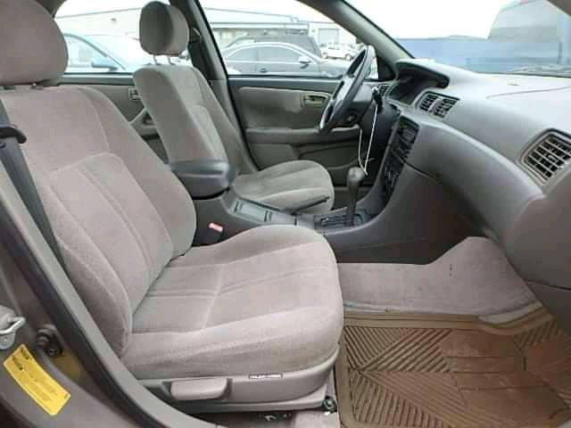 Toyota Camry • 2001 • 1,050 km 4