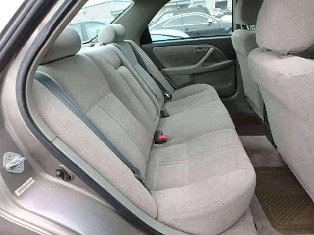 Toyota Camry • 2001 • 1,050 km 3