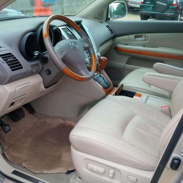 Lexus RX • 2012 • 1,000 km 4