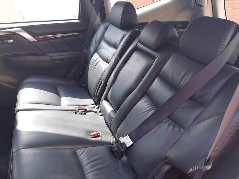 Mitsubishi Outlander • 2017 • 26,800 km 4