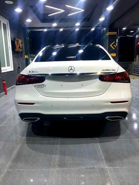 Mercedes-Benz E-320 • 2019 • 350 km 1