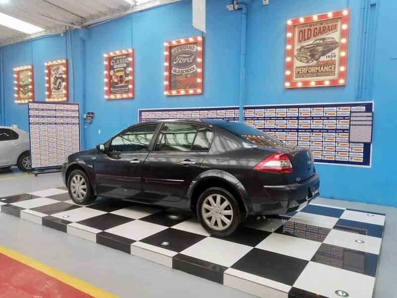 Renault Megane II • 2008 • 127,000 km 1
