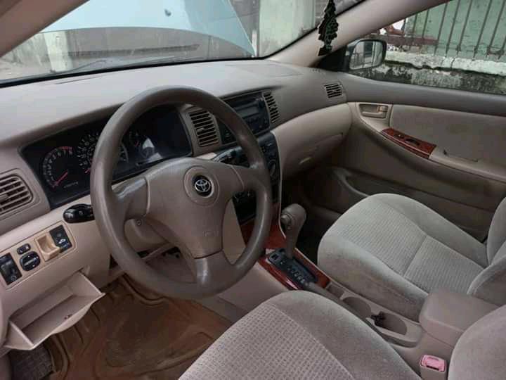 Toyota Corolla • 2005 • 54,655 km 2