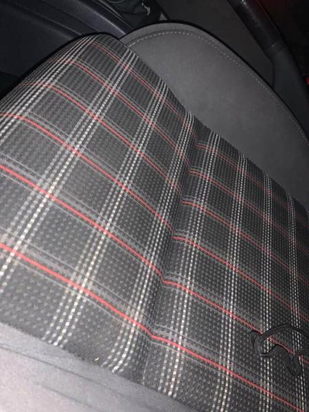 Volkswagen  • 2014 • 135,251 km 6