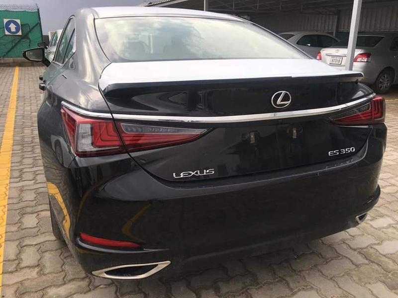 Lexus ES 350 • 2020 • 12,000 km 1