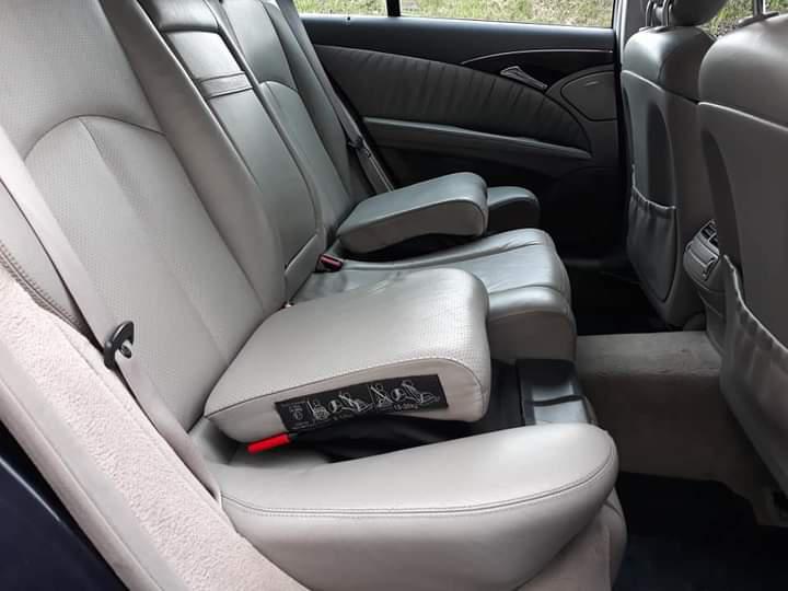Mercedes-Benz E • 2003 • 300,000 km 1