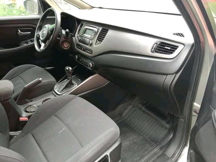 Kia Carens • 2014 • 68,000 km 9